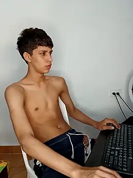 Allnei online show from November 2025 06:18:02 PM