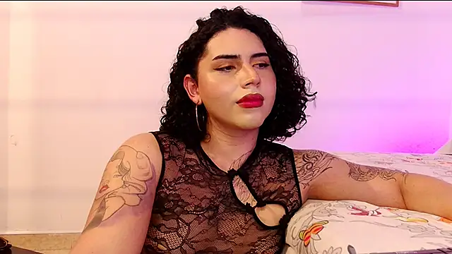 Snapshot of NoahMonroe_11 chatting on November 2025 06:54:01 PM NoahMonroe 11 online show from November 2025 06:54:01 PM