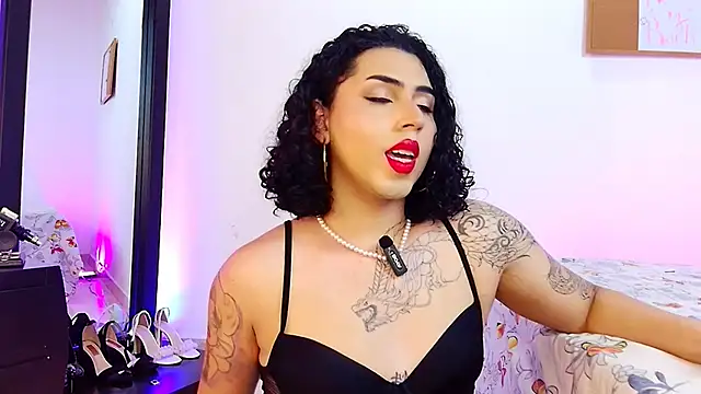 Snapshot of NoahMonroe_11 chatting on November 2025 09:25:02 PM NoahMonroe 11 online show from November 2025 09:25:02 PM