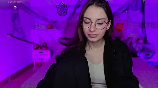 Real cutie1 online show from October 2025 08:35:01 PM