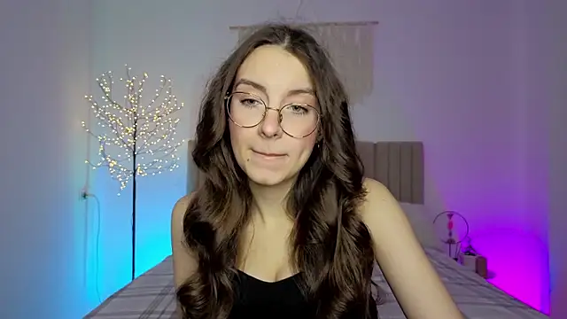 Real cutie1 online show from February 2026 02:03:02 PM