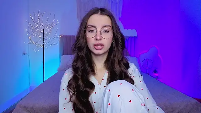 Real cutie1 online show from March 2026 01:51:02 PM