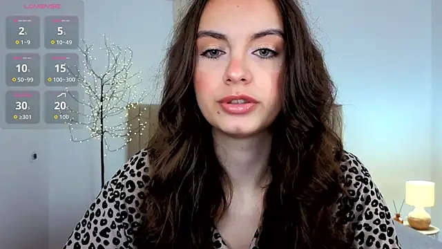 Snapshot of Real_cutie1 chatting on July 2026 12:44:01 PM Real cutie1 online show from July 2026 12:44:01 PM
