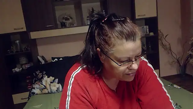 Claudia 71love online show from September 2025 07:47:02 PM