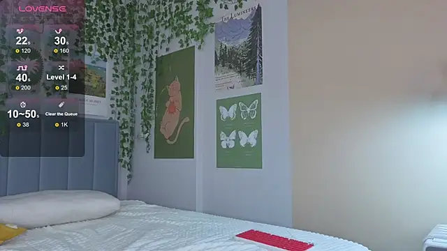 Ashley Pierce online show from September 2025 05:15:02 PM