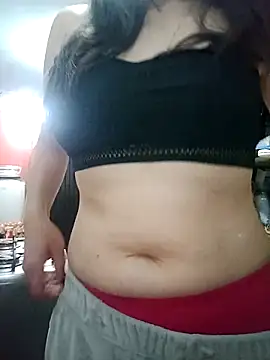 Chriss girl of imaginatio online show from November 2025 02:00:02 AM