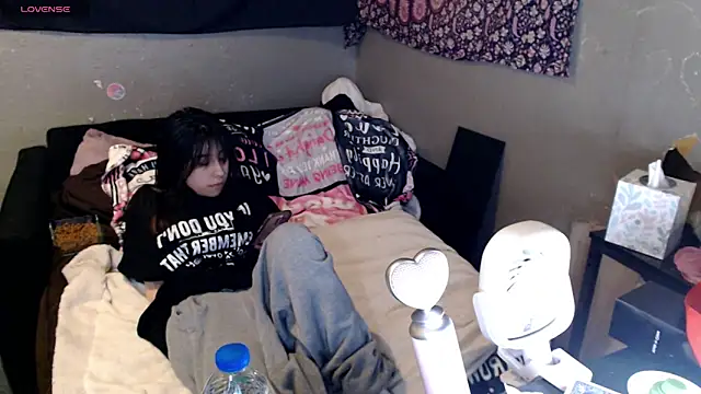 Snapshot of London_Ray chatting on February 2026 06:45:02 AM London Ray online show from February 2026 06:45:02 AM