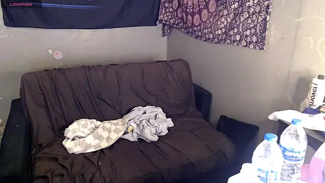 London Ray online show from March 2026 03:23:01 AM