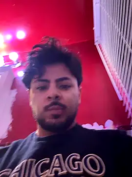 hugo flo09 online show from December 2025 12:59:02 AM