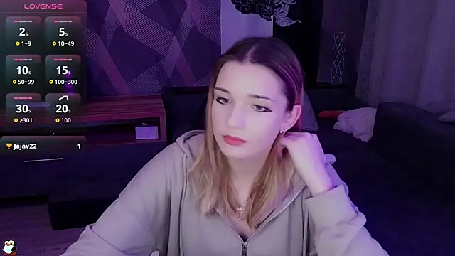 Sandy Belle online show from November 2025 09:37:01 PM