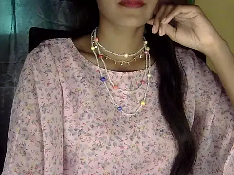 zara Khan0 online show from November 2025 04:34:01 AM