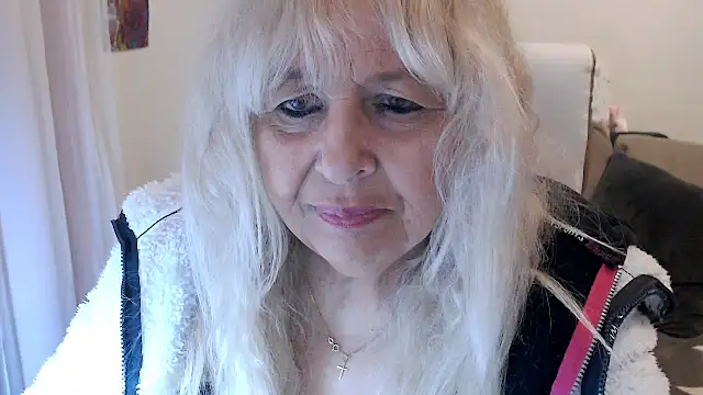 SusiLifeXXX online show from October 2025 06:31:02 PM