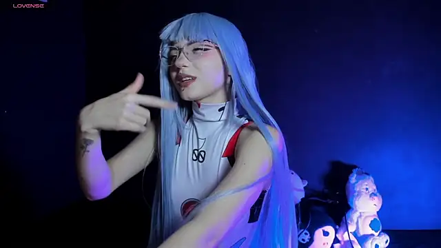 madiixwatson online show from September 2025 10:16:01 AM