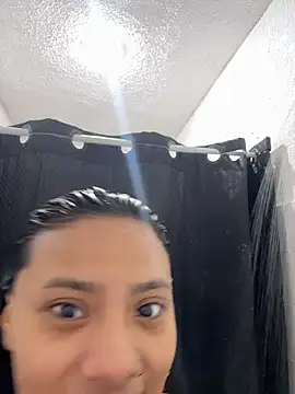 Nia Desire online show from May 2026 06:09:02 AM