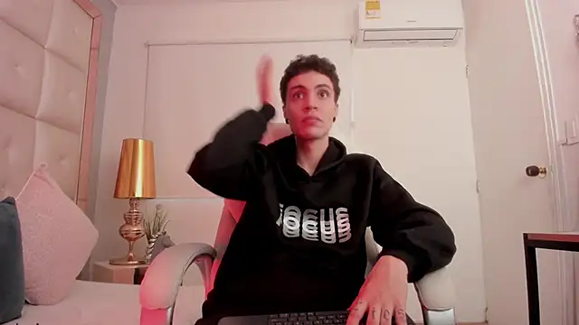 dark sun302 online show from October 2025 09:56:01 PM