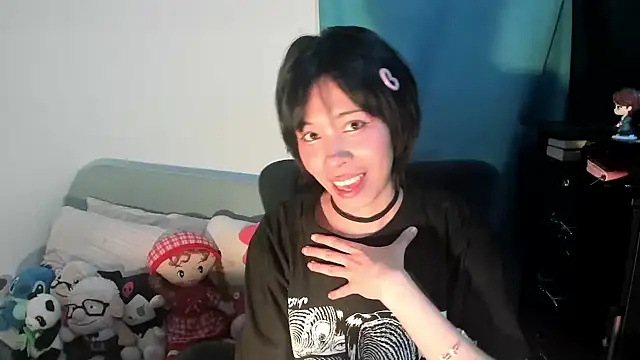 dolliette24 online show from September 2025 12:23:01 AM