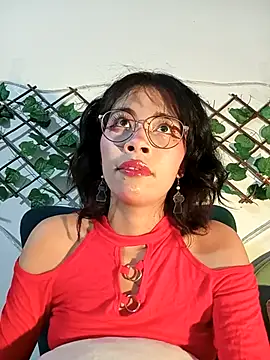 dolliette24 online show from April 2026 11:24:01 PM