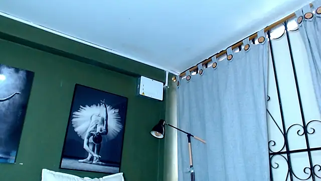 Evaa 18 online show from October 2025 05:31:01 PM