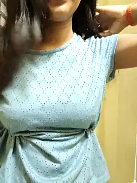 Snapshot of Raj-kumari chatting on May 2026 04:26:02 PM Raj-kumari online show from May 2026 04:26:02 PM