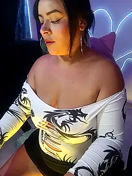 Danniela20 online show from November 2025 04:34:02 AM