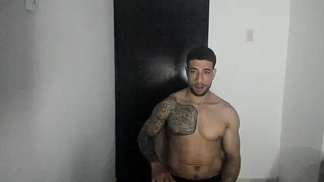 Snapshot of ThiagoLugo chatting on May 2026 05:56:01 AM ThiagoLugo online show from May 2026 05:56:01 AM