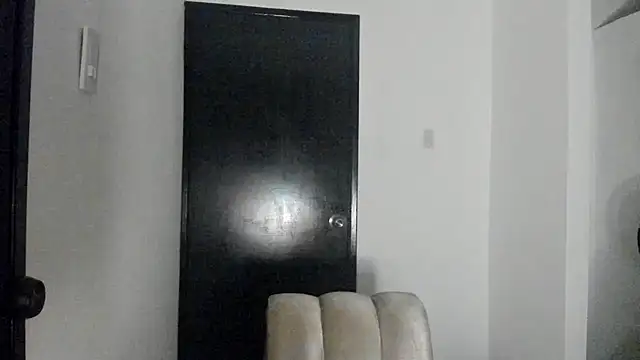 Snapshot of ThiagoLugo chatting on May 2026 02:49:02 AM ThiagoLugo online show from May 2026 02:49:02 AM