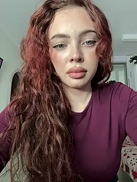 Hannah xBaby online show from October 2025 11:39:02 AM