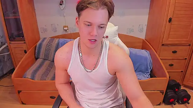 Snapshot of Dexter_Bennett chatting on April 2026 01:50:01 PM Dexter Bennett online show from April 2026 01:50:01 PM