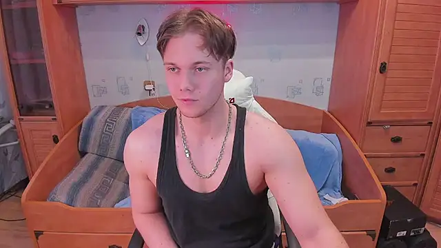 Snapshot of Dexter_Bennett chatting on April 2026 01:49:02 PM Dexter Bennett online show from April 2026 01:49:02 PM