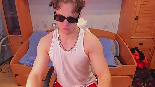 Snapshot of Dexter_Bennett chatting on May 2026 01:17:02 PM Dexter Bennett online show from May 2026 01:17:02 PM