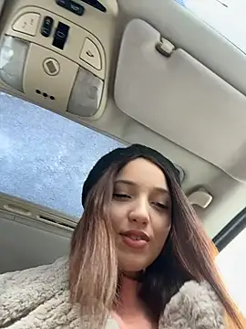 DollyTall online show from January 2026 07:12:01 AM