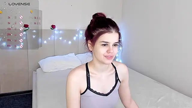 Snapshot of Infinity_Ti chatting on February 2026 01:57:01 AM Infinity Ti online show from February 2026 01:57:01 AM