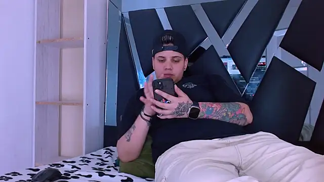 karla sexy21 online show from November 2025 01:24:01 PM