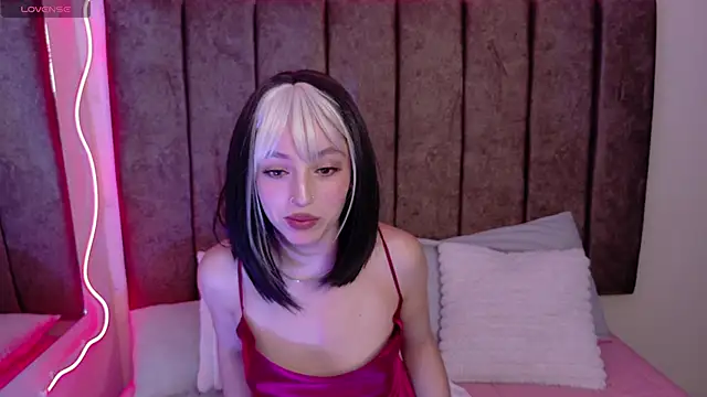 Megan  cole1 online show from September 2025 04:48:02 AM