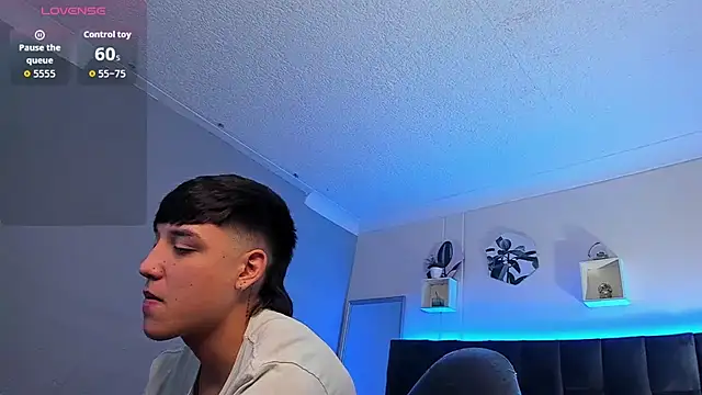 Ares di martin online show from October 2025 02:15:02 PM