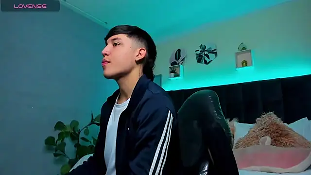 Ares di martin online show from October 2025 02:25:01 PM