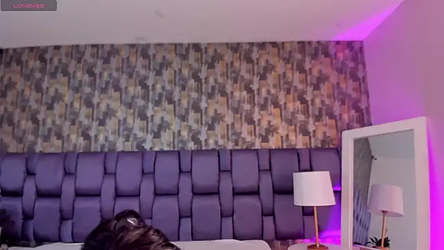 VeraBlazze online show from February 2026 01:48:01 PM