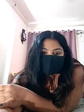 Snapshot of Aavya_007 chatting on July 2026 06:15:01 AM Aavya 007 online show from July 2026 06:15:01 AM