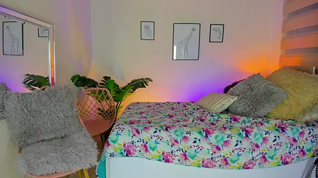 LusyKitty online show from September 2025 03:03:02 PM