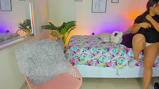 LusyKitty online show from September 2025 03:27:02 PM