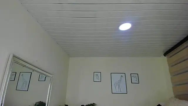 LusyKitty online show from October 2025 03:29:01 PM