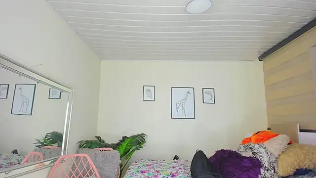 LusyKitty online show from October 2025 03:01:02 PM