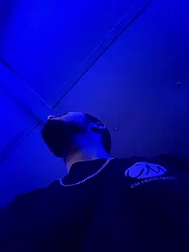 jcwxt online show from January 2026 12:31:02 PM