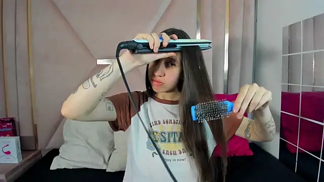 venusmorgan online show from October 2025 03:20:02 PM