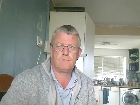 hefin18 online show from April 2026 11:37:01 AM