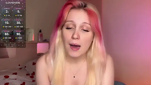  Annabel Myr  online show from December 2025 04:02:01 PM