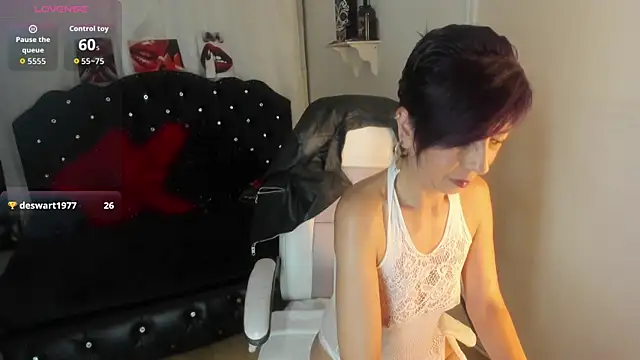 Trinityy   online show from September 2025 08:19:01 PM