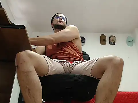 cloudsxxx online show from February 2026 05:47:02 PM