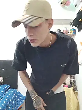 Ethanho0t online show from October 2025 06:47:01 AM