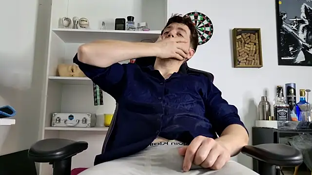 Snapshot of aaron_nvk chatting on November 2025 08:41:02 PM aaron nvk online show from November 2025 08:41:02 PM